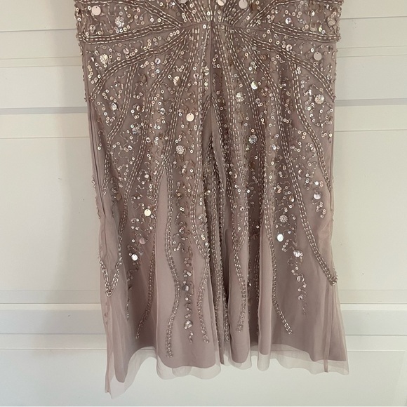 New! Aidan Mattox Taupe Sequin Halter V-neck Mini Dress Size 2 - 26760 - Picture 6 of 15